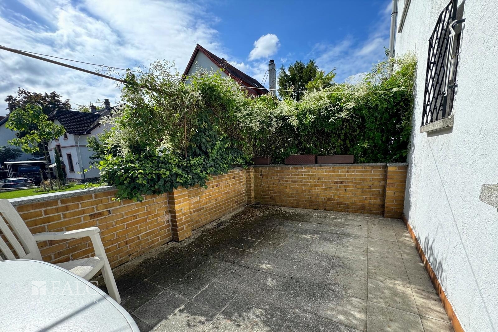 Blick von Terrasse EG
